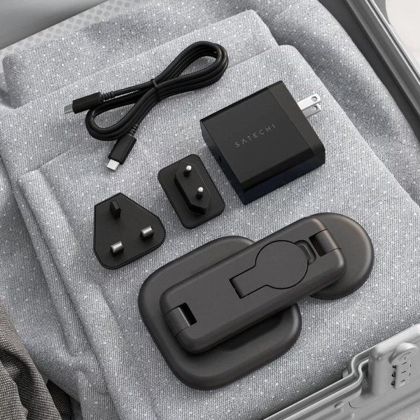 Фото - Беспроводное зарядное устройство Satechi 3в1 Foldable Qi2 25W Wireless Charging Stand Space Gray (ST-Q25F31C-EA)
