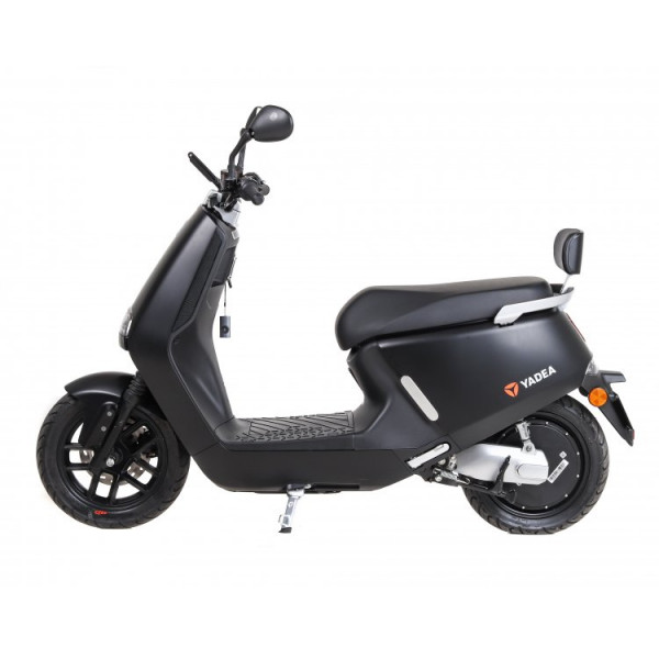 Фото - Электроскутер YADEA G5 Black