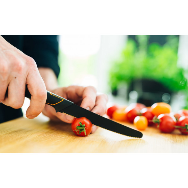 Фото - Нож для томатов Fiskars Edge 13 см (1003092)