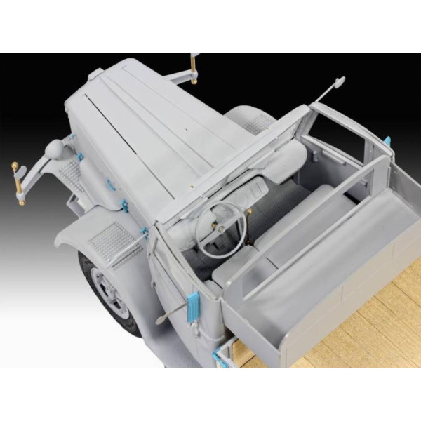 Фото - Набір для моделювання техніки Revell Вантажна машина Büssing 8000 S13 з причепом рівень 5 1:24 (RVL-07580)