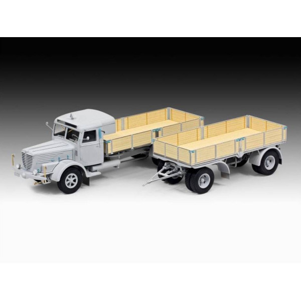 Фото - Набір для моделювання техніки Revell Вантажна машина Büssing 8000 S13 з причепом рівень 5 1:24 (RVL-07580)