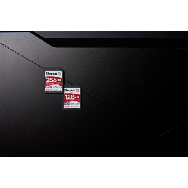 Фото - Карта пам'яті Kingston 128GB Canvas React Plus SDXC UHS-II  300R/260W U3 (SDR2/128GB)