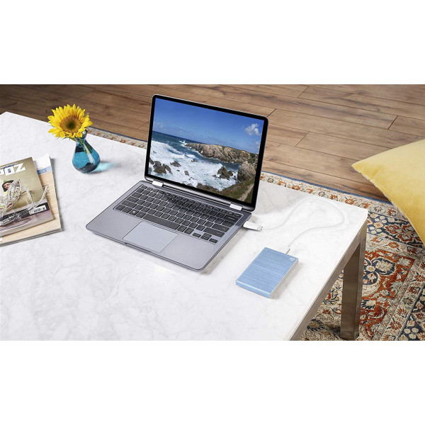 Фото - Жесткий диск внешний Seagate Backup Plus Slim 1 TB Light Blue (STHN1000402)