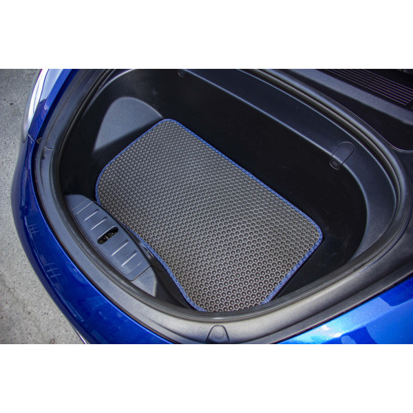 Фото - EVA коврик в багажник авто EVAtech для Model 3 Tesla 2017-2020 1 поколение Sedan USA (TA1592BO1RGB)
