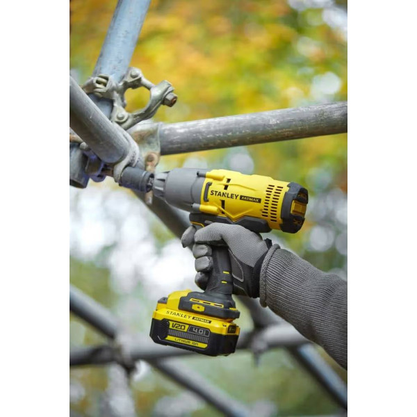 Фото - Гайковерт акумуляторний Stanley FatMax SFMCF900B