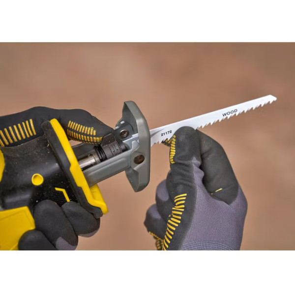 Фото - Пила сабельная Stanley FatMax18В (V20) Li-Ion (SFMCS305B)