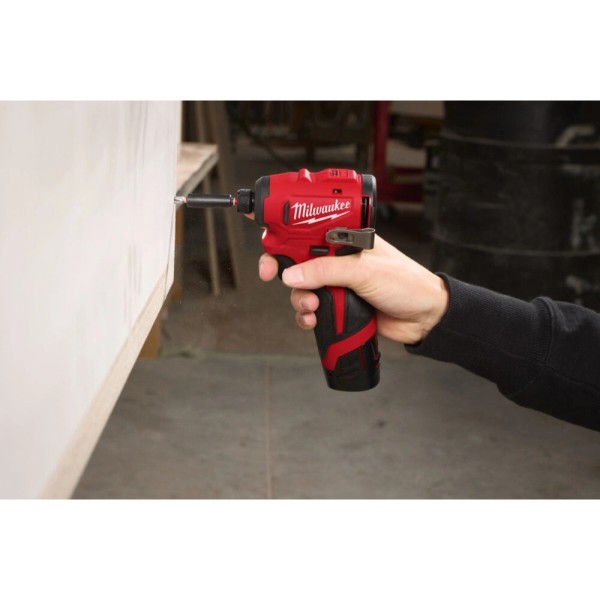 Фото - Гайковерт акумуляторний Milwaukee 1/4'' HEX M12 BLIDRC-0 (4933499689)