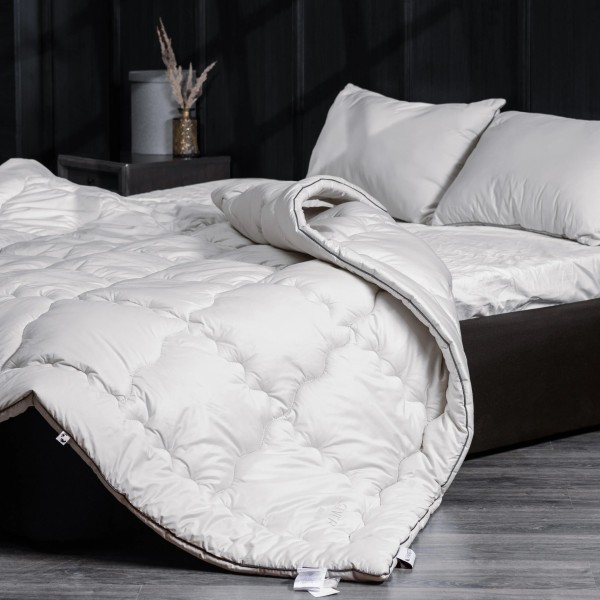 Фото - Одеяло зимнее полуторное MirSon антиаллергенное №1005 "Silver Cloud" Eco-Soft 155х215 (2200010352733)