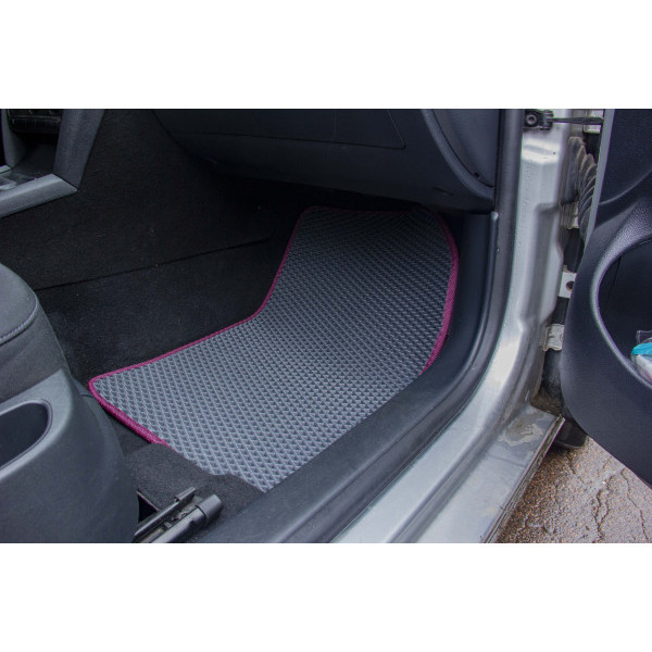 Фото - Килимки з екошкіри в салон авто передні EVAtech для Octavia A5 (AT, 8 clips) Skoda 2004-2013 2 покоління Combi EU (SK12160A2TL4BBB)