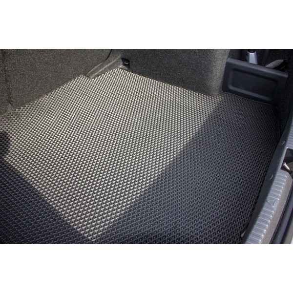 Фото - Килимок з екошкіри в багажник авто EVAtech для Rapid Skoda 2012 1 покоління Liftback EU (SK3219B1BBB)