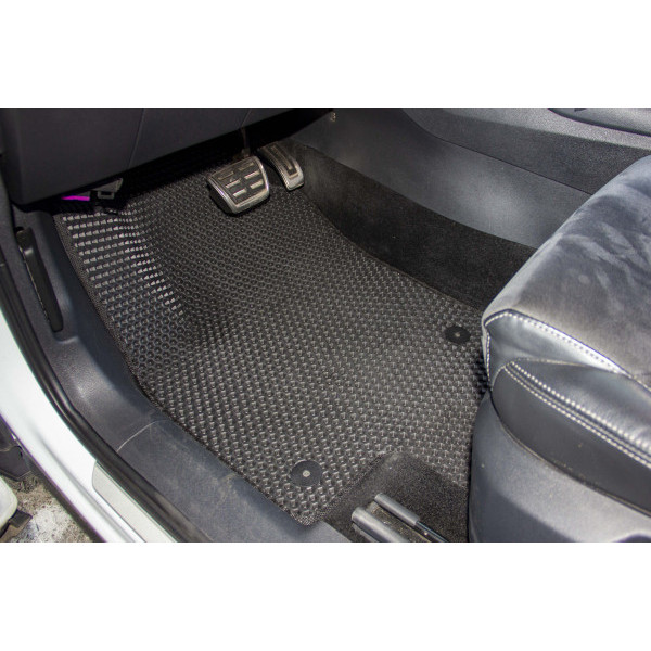 Фото - Коврики из экокожи в салон авто передние EVAtech для Kodiaq (5 seats) Skoda 2016-2021 1 поколение SUV EU (SK32942AJ2AV4BBLB)