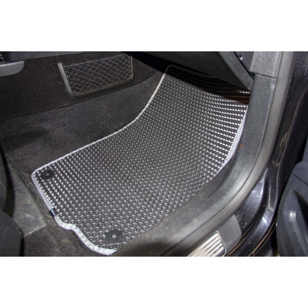 Фото - Коврики из экокожи в салон авто передние EVAtech для Superb (B6) Skoda 2008-2015 2 поколение Sedan EU (SK34430AD2TL4BBB)