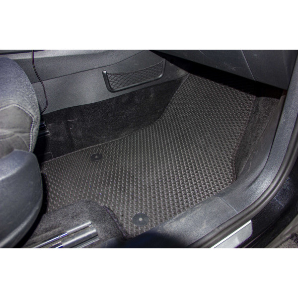 Фото - Коврики из экокожи в салон авто передние EVAtech для Kodiaq Restyling 5 seats Skoda 2021-2024 1 поколение SUV EU (SK43100AG2AV4BBLB)