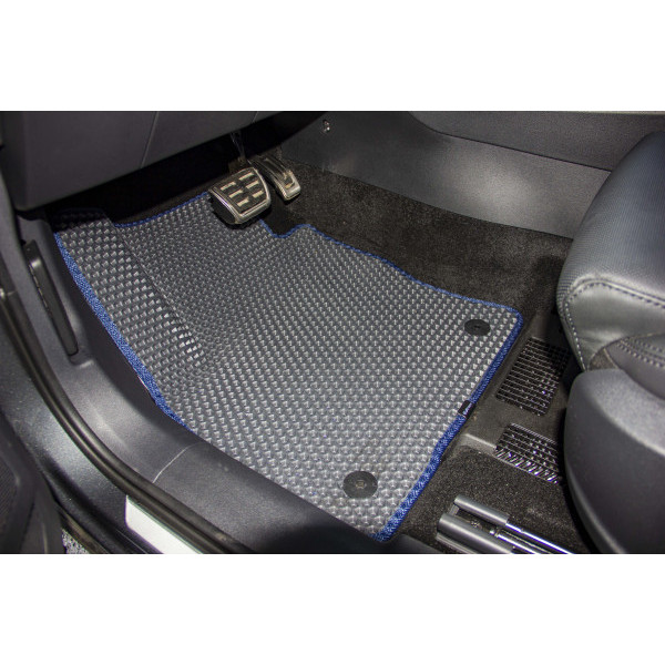 Фото - Коврики из экокожи в салон авто передние EVAtech для Kodiaq Restyling 5 seats Skoda 2021-2024 1 поколение SUV EU (SK43100AD2AV4BBLB)