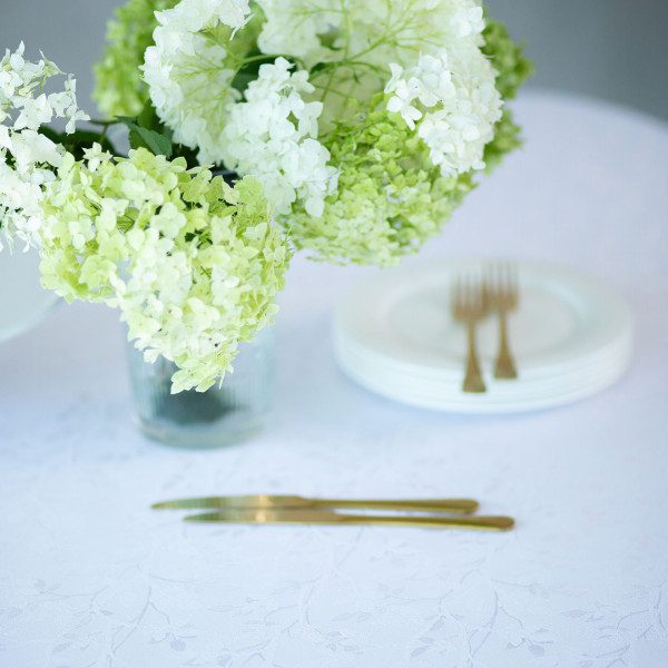 Фото - Скатерть прямоугольная Едельвіка Роял белая 240х150 см(274-23/00)