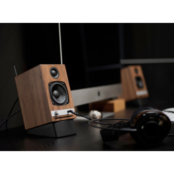 Фото - Компьютерная акустика обычная 2.0 Audioengine HD3 Walnut