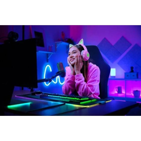 Фото - Мікрофон до комп'ютера дротовий Razer Seiren V3 Chroma (RZ19-05060100-R3M1)