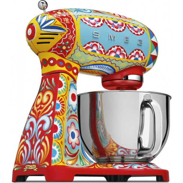 Фото - Кухонная машина Smeg SMF03DGEU