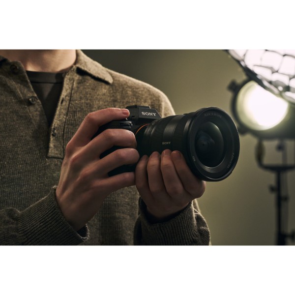 Фото - Фотокамера бездзеркальна Sony Alpha 7RM6 body black (ILCE7RM6B.FS1)