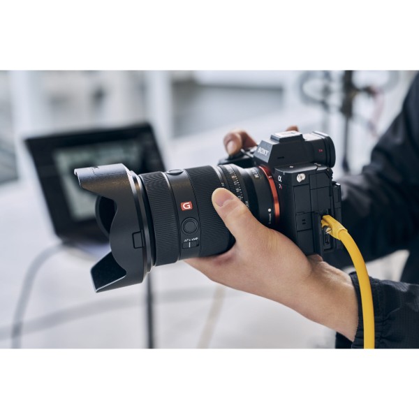 Фото - Фотокамера бездзеркальна Sony Alpha 7RM6 body black (ILCE7RM6B.FS1)