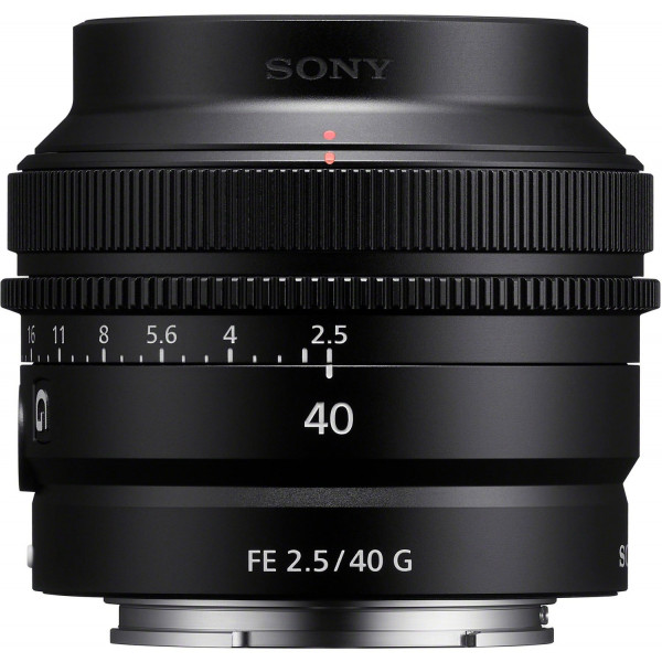 Фото - Об'єктив до фотокамери Sony 40mm f/2.5 G for NEX (SEL40F25G.SYX)