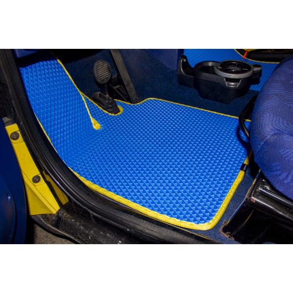 Фото - Килимки з екошкіри в салон авто передні EVAtech для Fortwo (C450) Smart 1998-2007 1 покоління Htb EU (SR21267A2BBB)