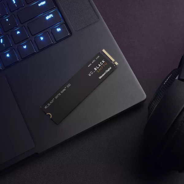 Фото - SSD-накопитель внутренний SanDisk SSD G4 M.2 NVME 250GB BK SN770 (WDS250G3X0E)