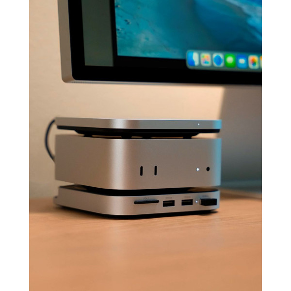 Фото - Мультимедіа док-станція Satechi USB4 Slim NVMe SSD Enclosure Silver (ST-EU4SNSS)