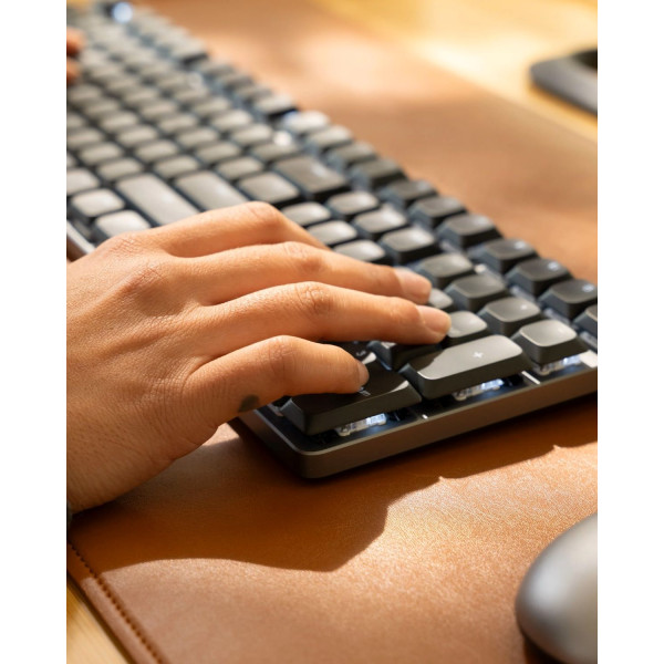 Фото - Клавиатура беспроводная Satechi SM3 Slim Mechanical Backlit Bluetooth Keyboard Dark (ST-KSM3DK-EN)