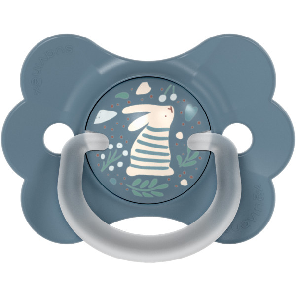 Фото - Симетрична пустушка Suavinex фізіологічна у формі метелика 6-18 міс Wonderland синя з малюнком (309441)