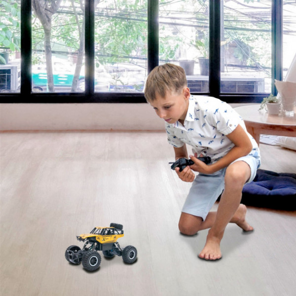 Фото - Радіокерована машинка 1:20 Sulong Toys Off-Road Crawler – Rock Sport (золотой, аккум. 3,6V, метал. корпус) (SL-110AG)
