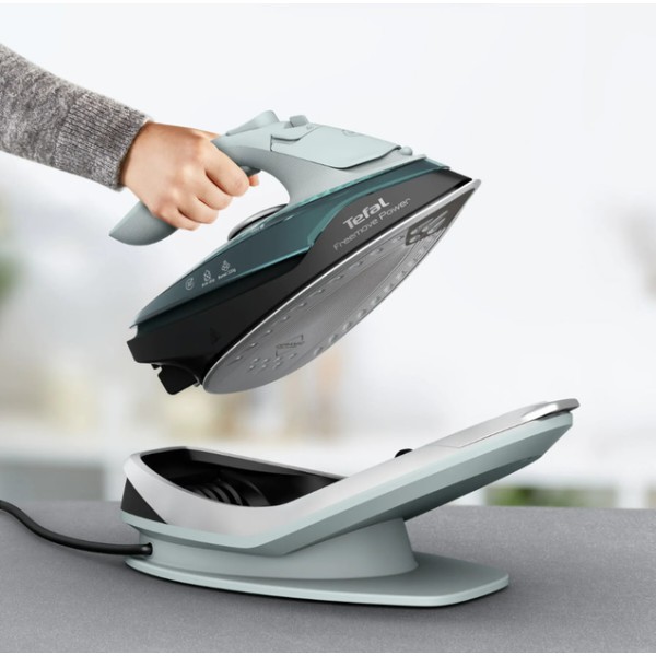 Фото - Утюг Tefal FREEMOVE  FV6670E0