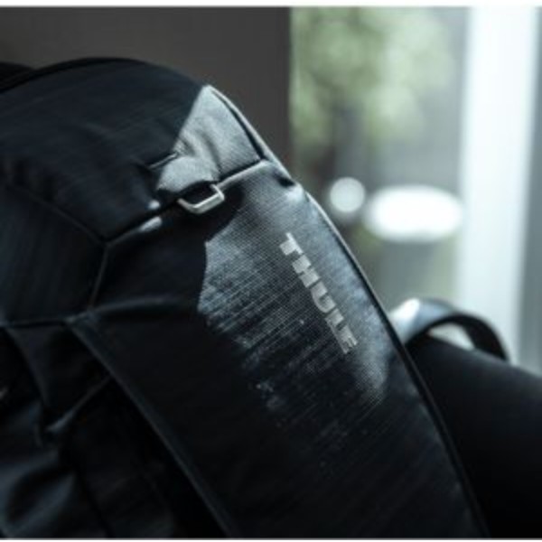 Фото - Рюкзак городской Thule Construct Backpack 24L CONBP-116 Carbon Blue (3205353)