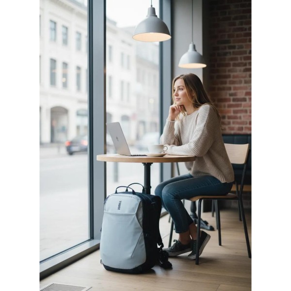 Фото - Рюкзак міський Thule EnRoute 26L TEBP5316 Soft Blue/Darkest Blue (3205508)
