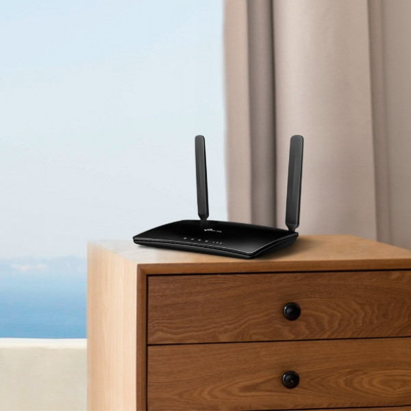 Фото - Маршрутизатор интернет WiFi4+4G TP-Link TL-MR150