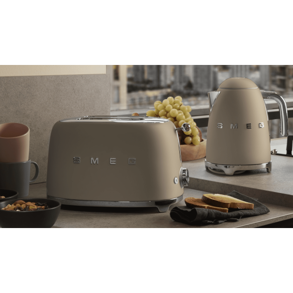 Фото - Тостер Smeg TSF01CHMEU