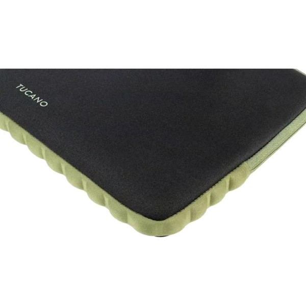 Фото - Чехол для ноутбука Tucano Offroad 13"/14" (BFCAR1314-BK)