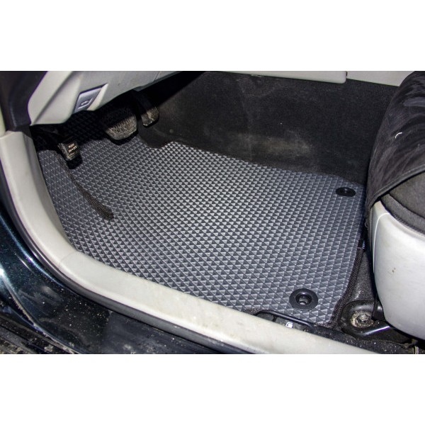 Фото - Коврики из экокожи в салон авто передние EVAtech для Camry (XV50) 2.5L Toyota 2011-2014 7 поколение Sedan EU TY12484A2TL2BBB
