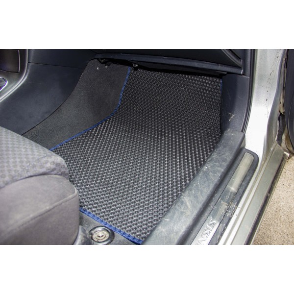 Фото - Килимки з екошкіри в салон авто передні EVAtech для Avensis Toyota 2003-2008 2 покоління Sedan EU TY3238AB2LA2BBB