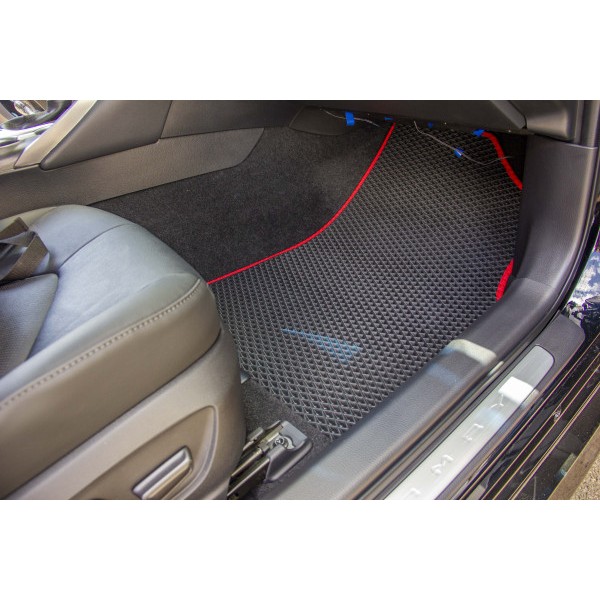 Фото - Коврики из экокожи в салон авто передние EVAtech для Camry (XV70) Toyota 2017-2024 8 поколение Sedan EU TY3245AV2TL2BBB