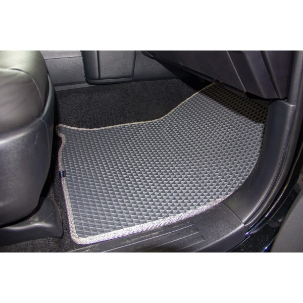 Фото - Коврики из экокожи в салон авто передние EVAtech ECO для Land Cruiser Prado (150) 7 seats Restyling Toyota 2013-2023 4 поколение SUV EU TY33305A2TL2BBB