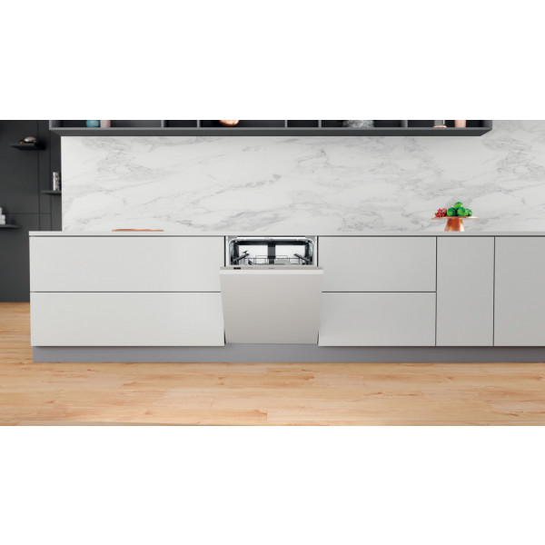 Фото - Посудомийна машина вбудована Whirlpool WI 7020 P