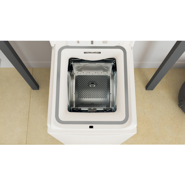 Фото - Пральна машина Whirlpool AWE 5080