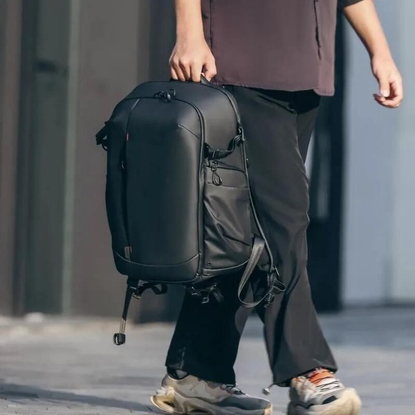 Фото - Рюкзак для компактной фотокамеры Ulanzi BP09 Traker Camera Backpack (B011GBB1)