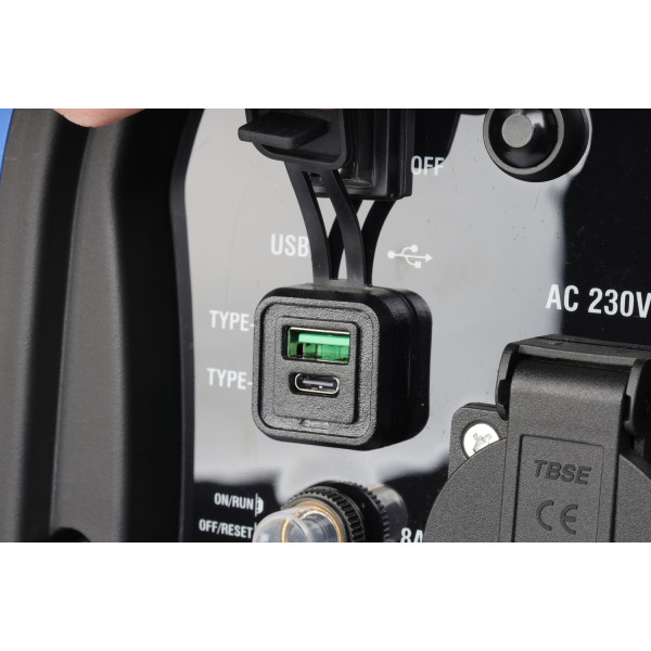 Фото - Генератор інверторний Ultimatron ULT-3300-EU