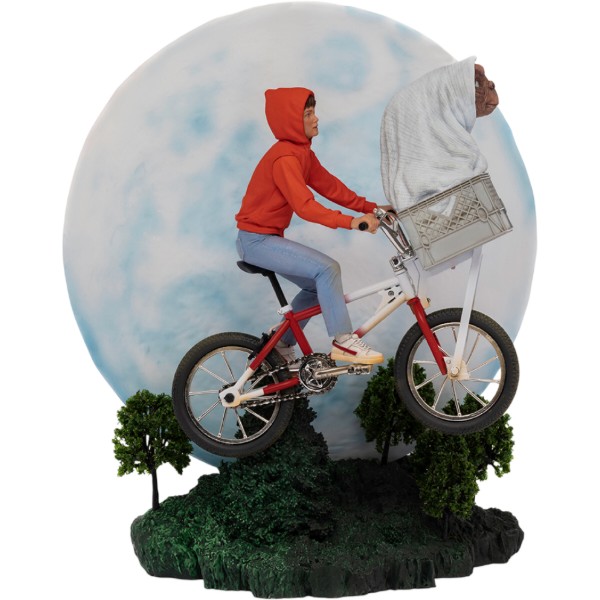 Фото - Коллекционная фигурка Iron Studios E.T. THE EXTRA TERRESTRIAL E.T. & Elliot Deluxe Art Scale 1/10 (UNIVET47421-10)