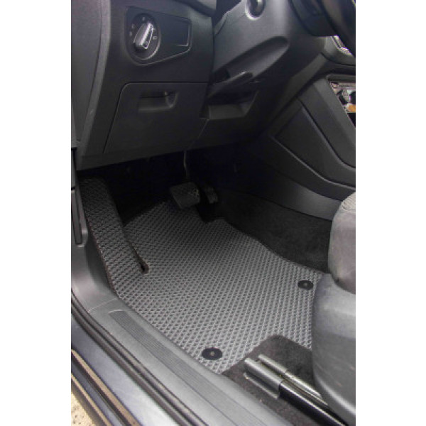 Фото - Килимки з екошкіри в салон авто EVAtech ECO для Tiguan (Mk 2) Volkswagen 2016-2020 2 покоління SUV EU VW31492CH7AV4BBB