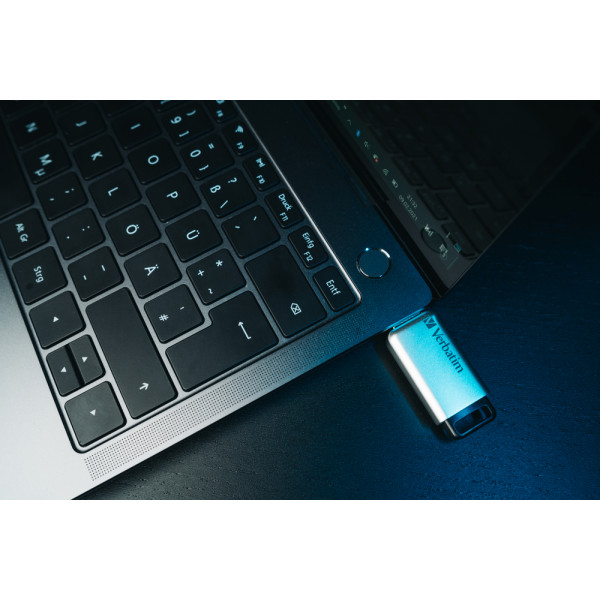 Фото - Флеш USB Verbatim Secure Pro with 256 AES -64 ГБ (98666)