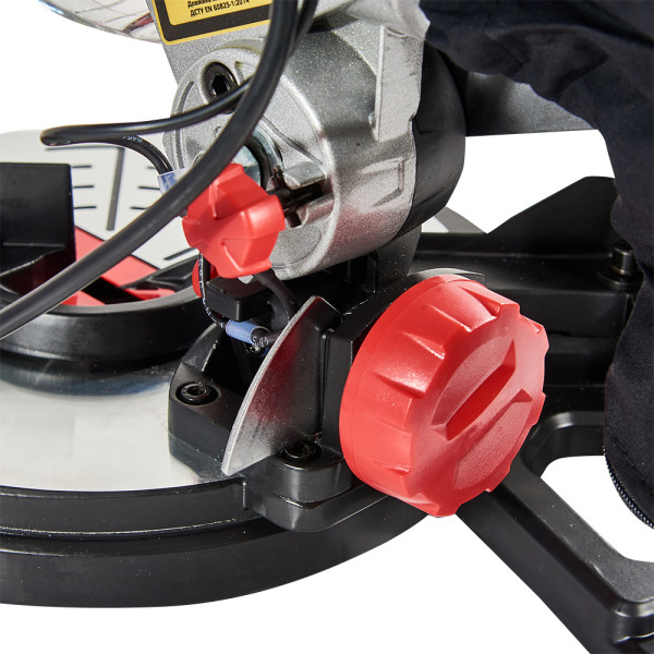 Фото - Пила торцевая VITALS Master Dz 2114HPl