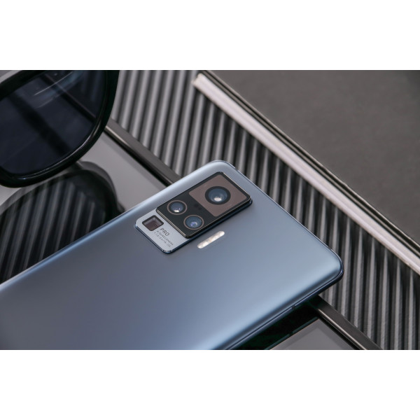 Фото - Смартфон vivo X50 Pro 8/256Gb X50 Pro 8/256Gb Alpha Grey